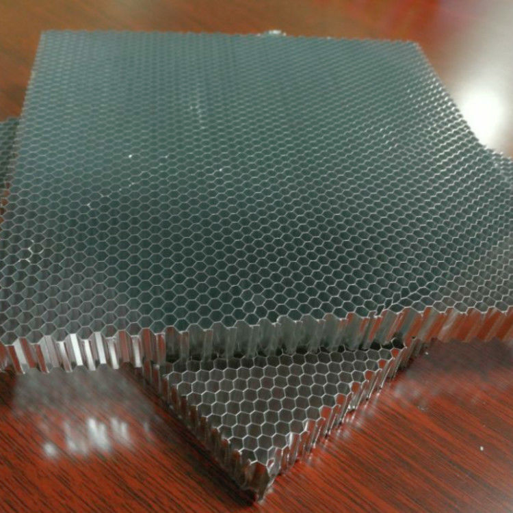 هسته لانه زنبوری آلومینیومی با ضخامت 0.08 میلی متر برای بایگانی درب و کابینت